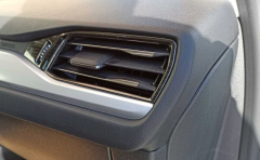 Ford Focus 2019+ Menfez Kaplama 3 Parça - Tıtanyum Sıyah