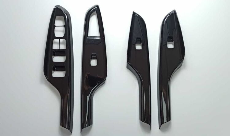 Hyundai Kona Kapı Kolçak Kaplama - Piano Black