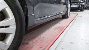 Toyota Auris 2010-2015 Uyumlu Yedek Parça Marşpiyel Plastik Boyasız