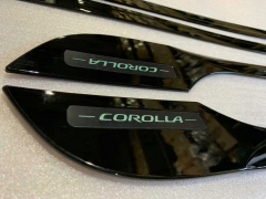 Toyota Corolla 2019+ Kapı Çıtası Piano Black