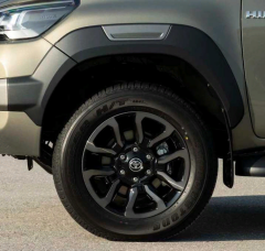 Toyota Hilux Revo 2016-2019 İçin 2021 Rocco / Invincible Dodik