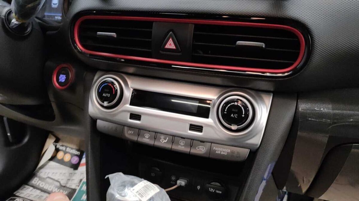 Hyundai Kona Klima Düğme Kaplama Sİlver