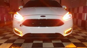 Ford Focus Uyumlu Yedek Parça 2015-2018 Ön Sis Ledi Kayar Sinyalli