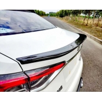 Toyata Corolla 2019+ Bagaj Üstü Spoiler B Dizayn Parlak Siyah