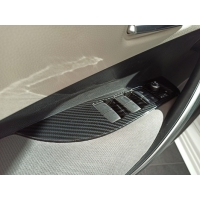 Toyota Corolla 2019+ Kapı Kolçak Kaplama - Karbon